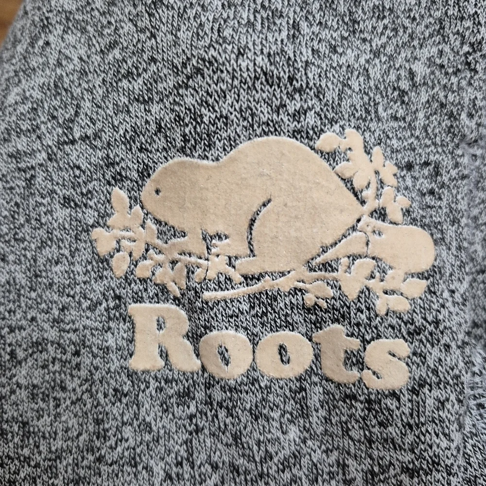 Roots Kids Cozy Signature Salt & Pepper Fleece Sweatpants – Size 10 - Picture 2 of 6